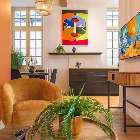 Mm Suites Loft Cathedrale Reims Exterior photo